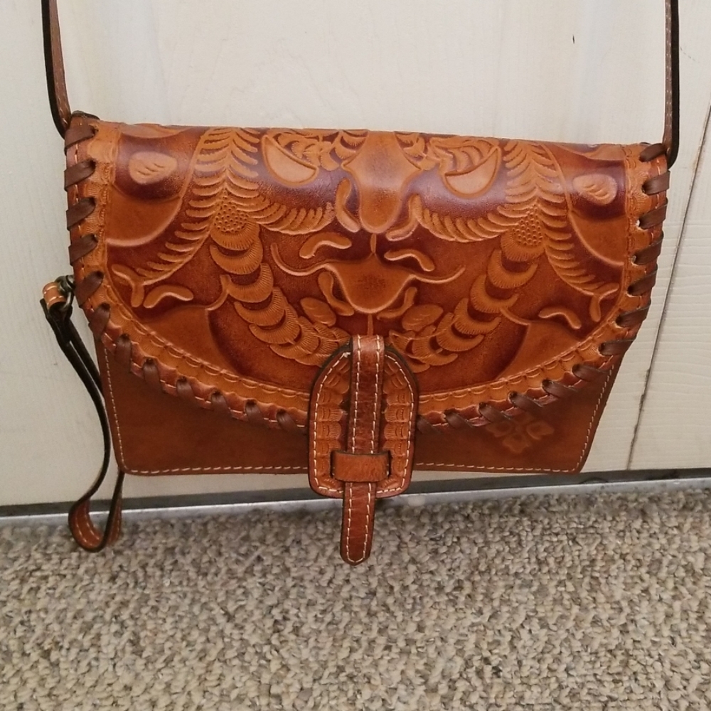 Crossbody bag